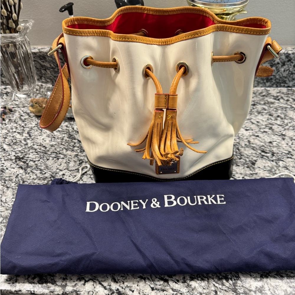 Dooney & Burke patten bucket purse